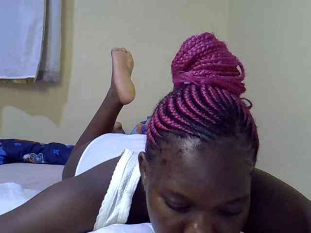 Sweet-Tiffany webcam