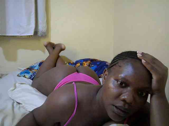Sweet-Tiffany webcam