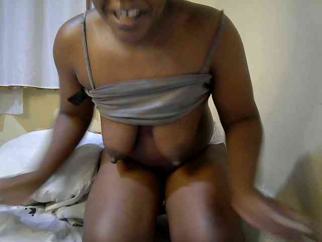 Sweet-Tiffany webcam