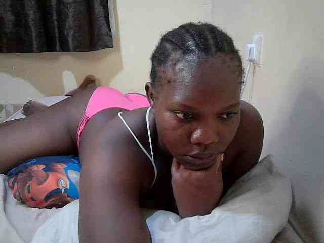 Sweet-Tiffany webcam