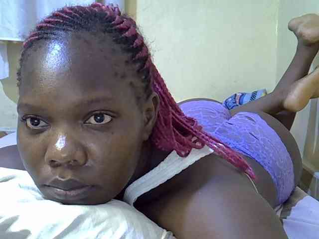 Sweet-Tiffany webcam