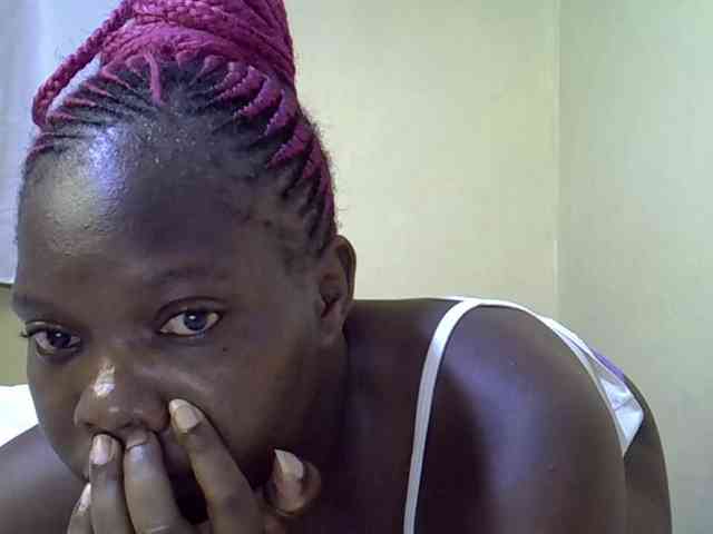 Sweet-Tiffany webcam