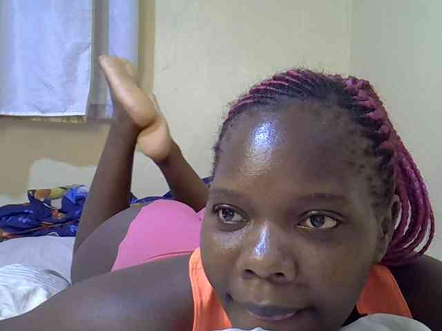 Sweet-Tiffany webcam
