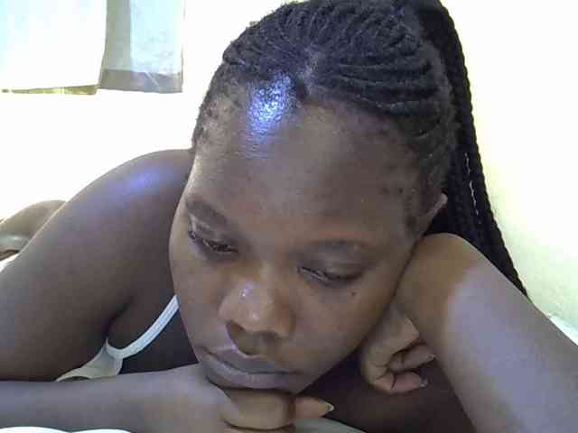 Sweet-Tiffany webcam