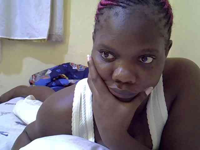 Sweet-Tiffany webcam