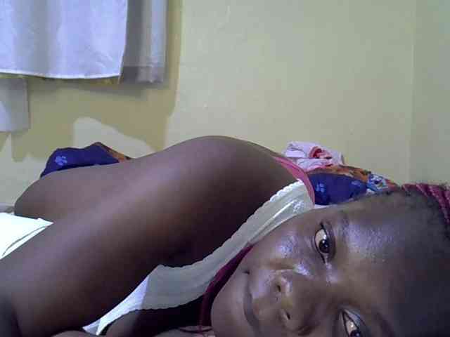 Sweet-Tiffany webcam