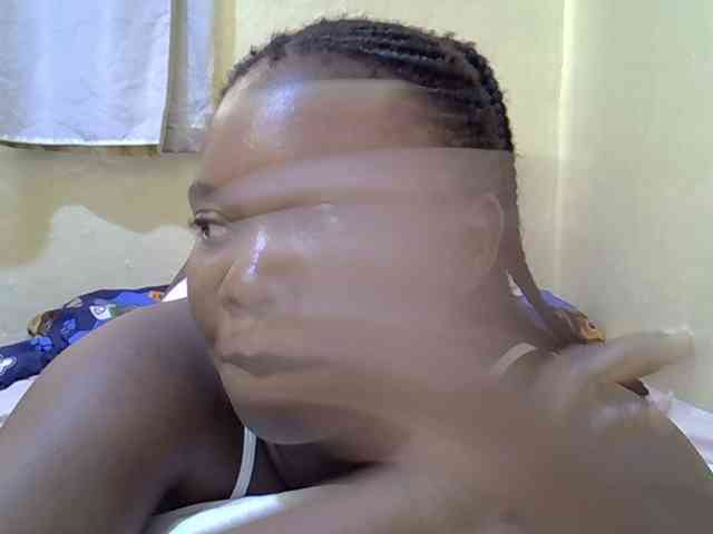 Sweet-Tiffany webcam