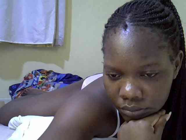 Sweet-Tiffany webcam