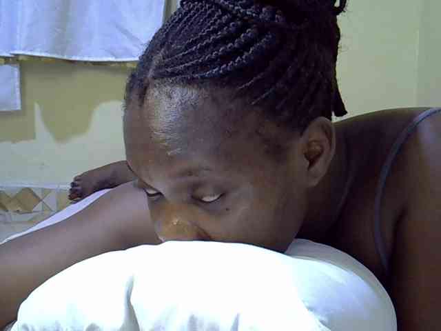 Sweet-Tiffany webcam