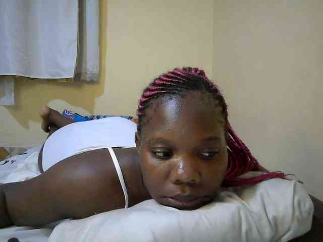 Sweet-Tiffany webcam
