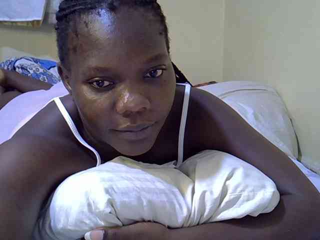 Sweet-Tiffany webcam