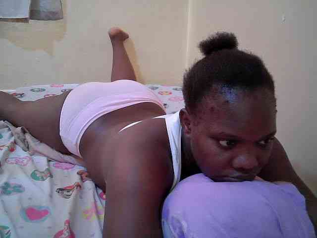 Sweet-Tiffany webcam