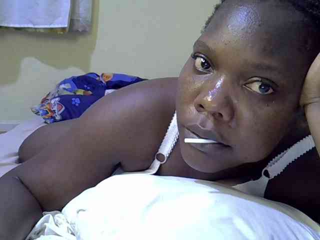 Sweet-Tiffany webcam