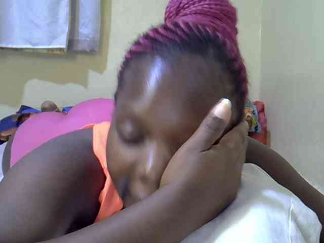 Sweet-Tiffany webcam