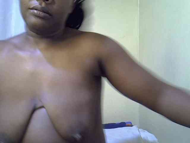 Sweet-Tiffany webcam