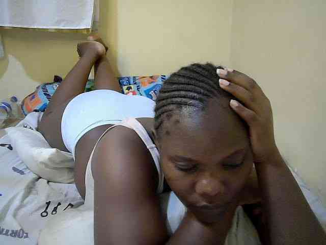 Sweet-Tiffany webcam