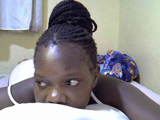 Sweet-Tiffany webcam