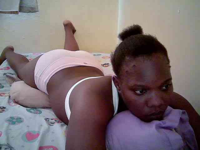 Sweet-Tiffany webcam