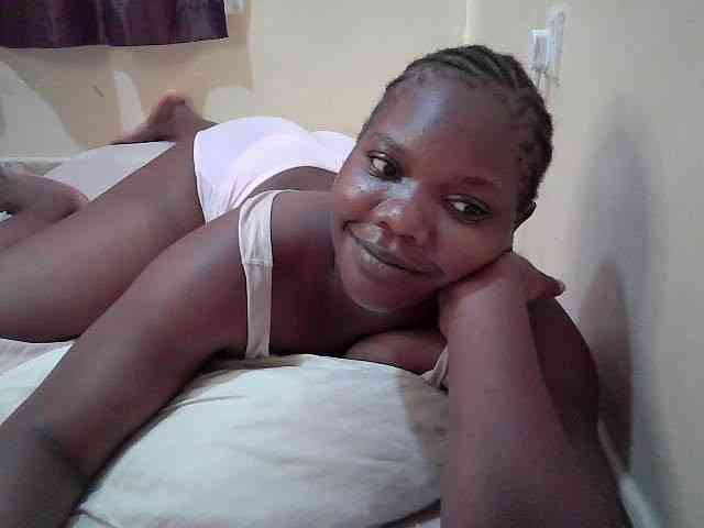 Sweet-Tiffany webcam