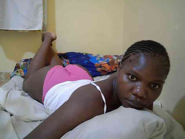 Sweet-Tiffany webcam