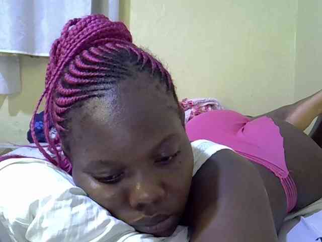 Sweet-Tiffany webcam