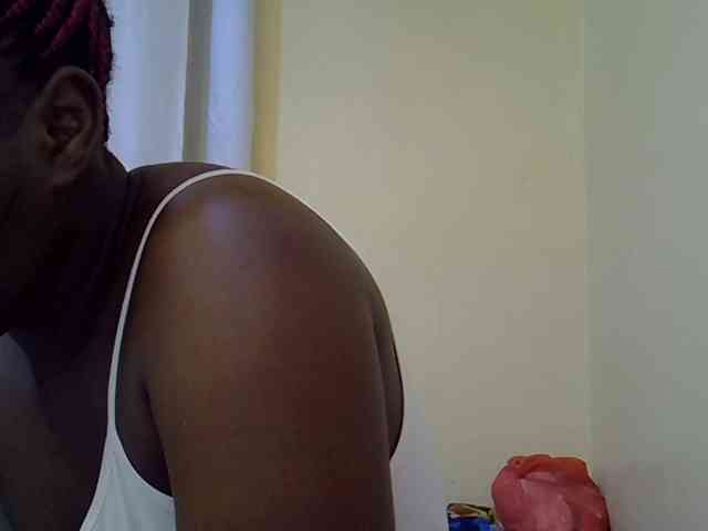 Sweet-Tiffany webcam