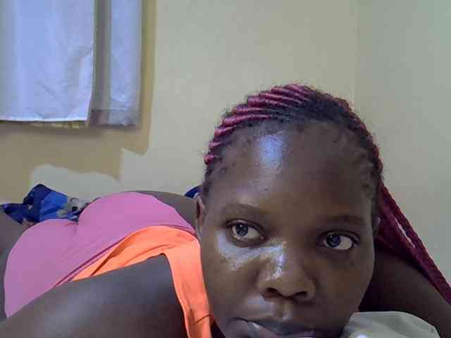 Sweet-Tiffany webcam