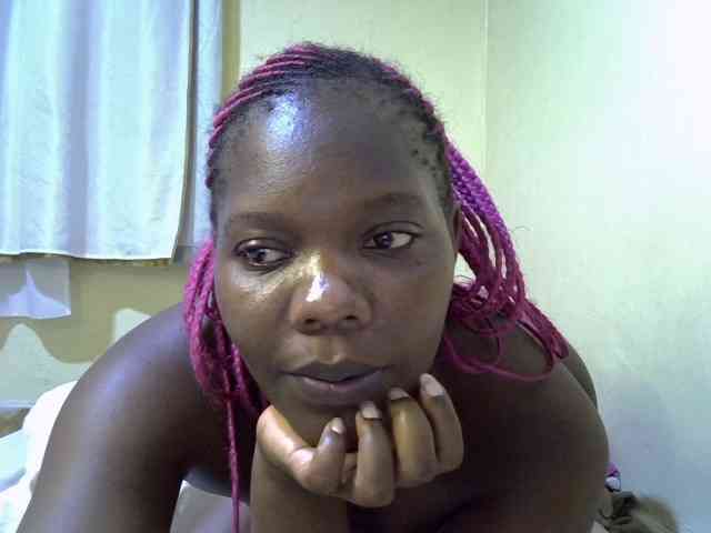Sweet-Tiffany webcam