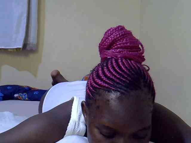 Sweet-Tiffany webcam