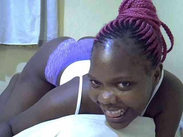 Sweet-Tiffany webcam