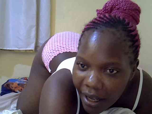 Sweet-Tiffany webcam