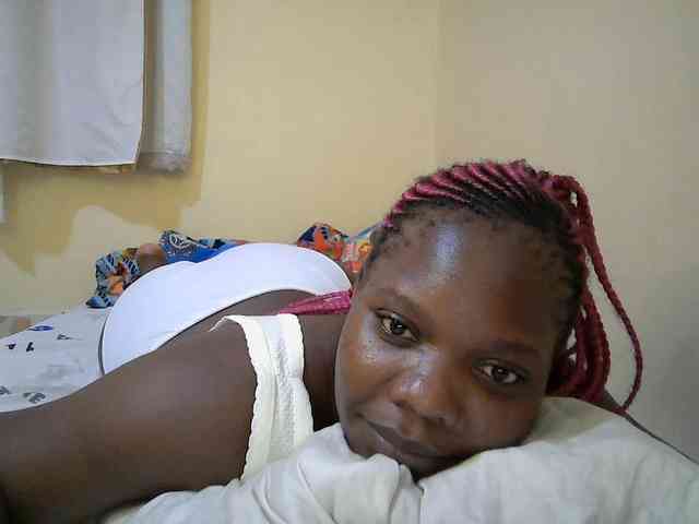 Sweet-Tiffany webcam