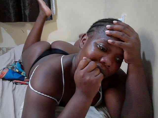 Sweet-Tiffany webcam