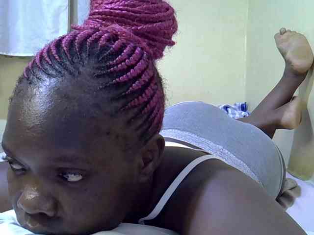 Sweet-Tiffany webcam