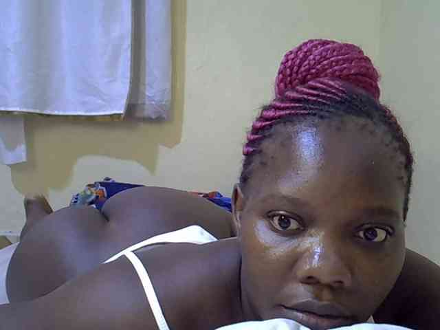 Sweet-Tiffany webcam