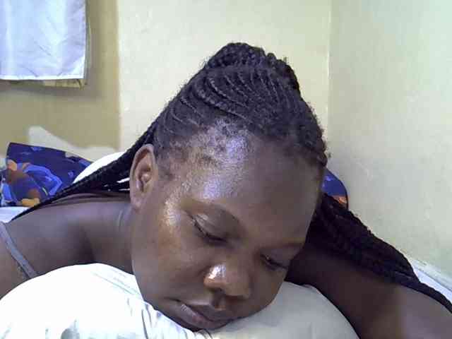 Sweet-Tiffany webcam