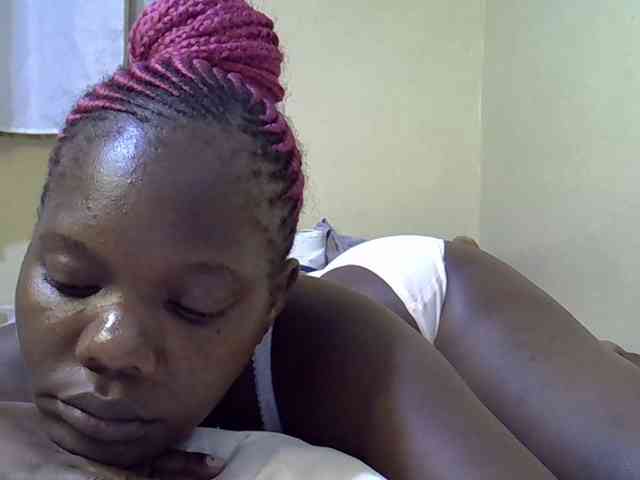 Sweet-Tiffany webcam