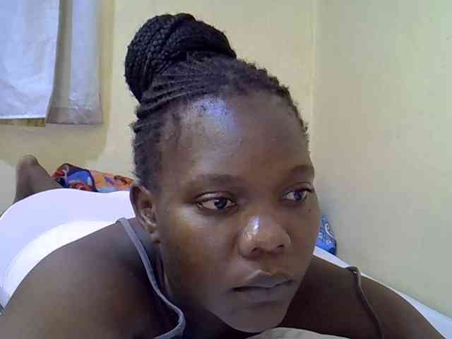 Sweet-Tiffany webcam