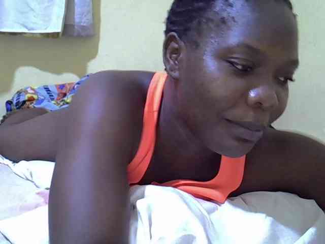 Sweet-Tiffany webcam