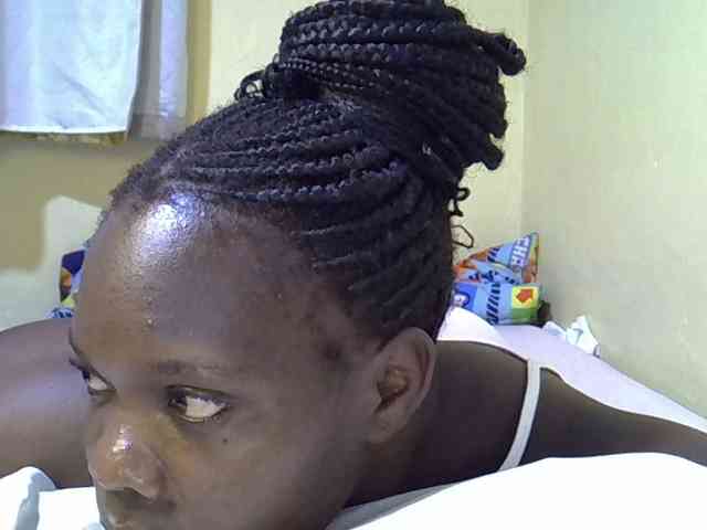 Sweet-Tiffany webcam