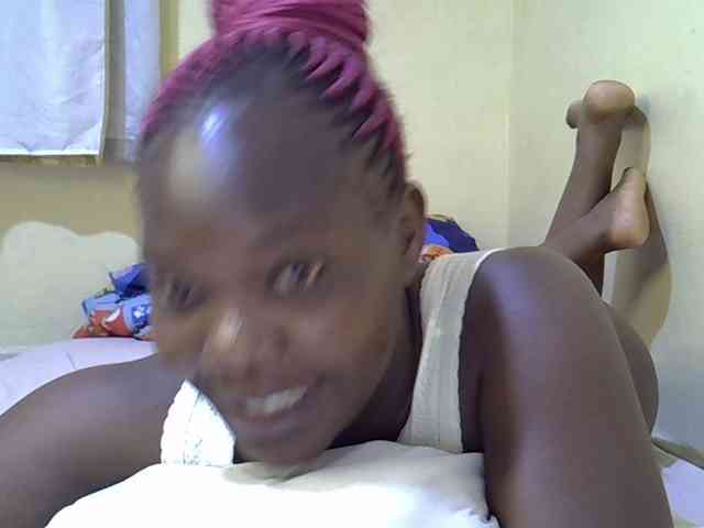 Sweet-Tiffany webcam