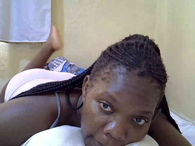 Sweet-Tiffany webcam