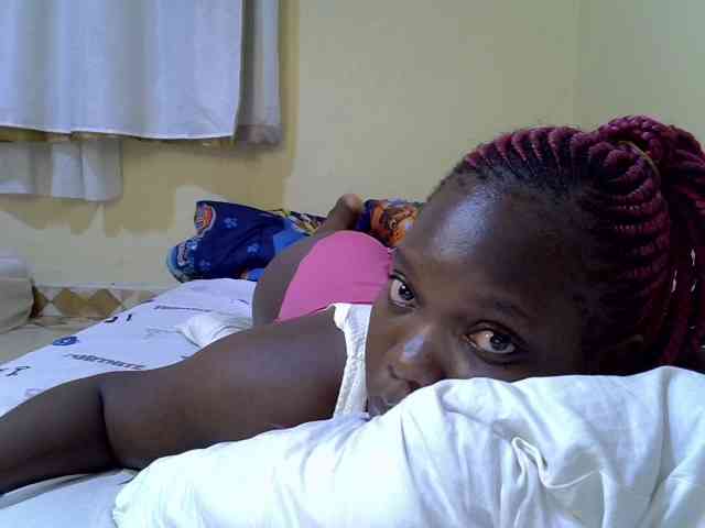 Sweet-Tiffany webcam