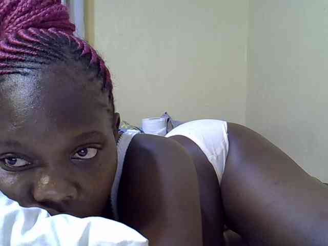 Sweet-Tiffany webcam