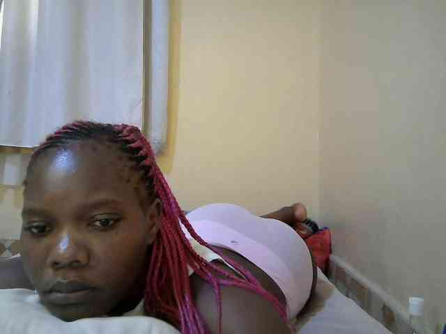 Sweet-Tiffany webcam