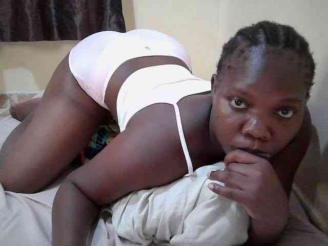 Sweet-Tiffany webcam