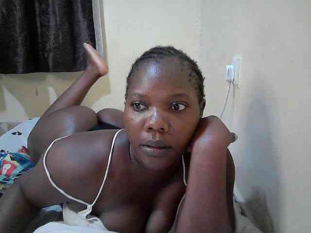 Sweet-Tiffany webcam