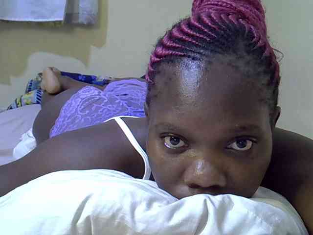Sweet-Tiffany webcam