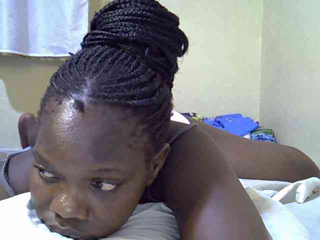 Sweet-Tiffany webcam