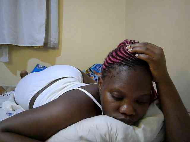 Sweet-Tiffany webcam